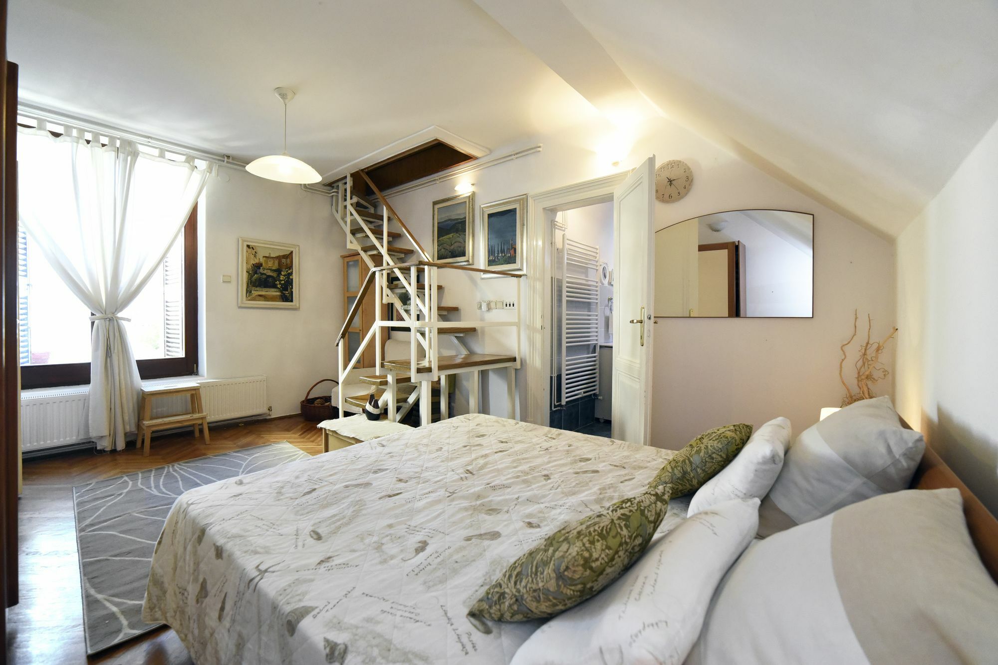 Main Square Central Apartment Загреб Екстериор снимка